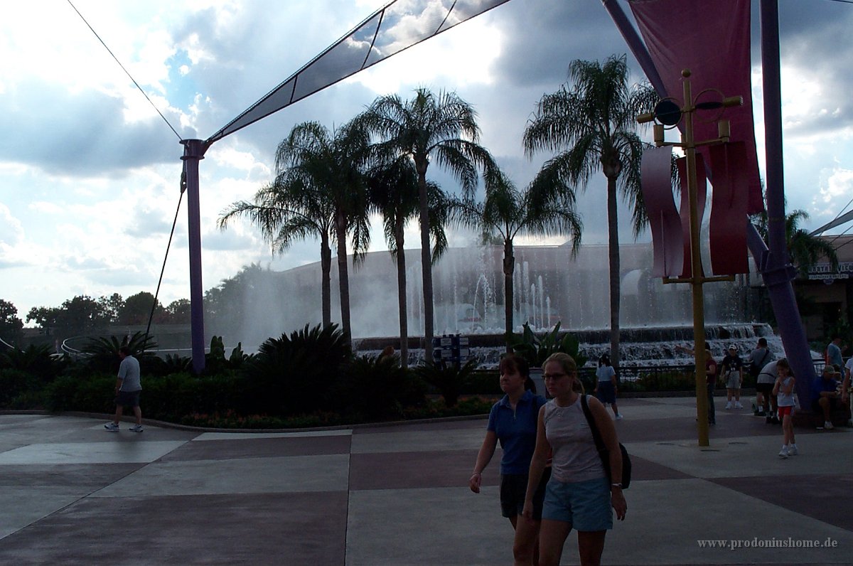 580 - Epcot - Springbrunnen